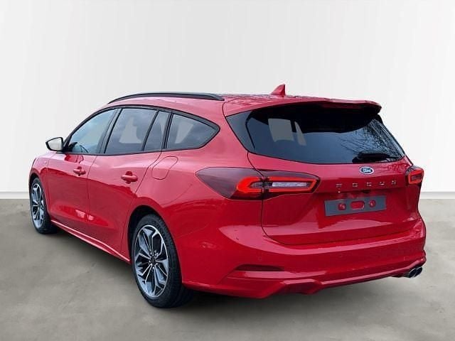 Neu Ford Focus ST-Line X 155 PS (114 kW) 2025 Rot Limousine