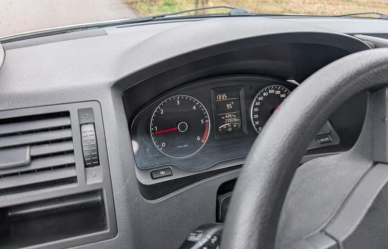 Gebraucht VW T5 140 PS (102 kW) 2010 Weiß Van