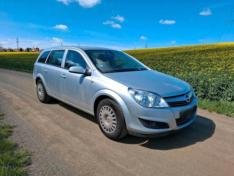 Usata Opel Astra 90 CV (66 kW) 2009 Argento Station wagon