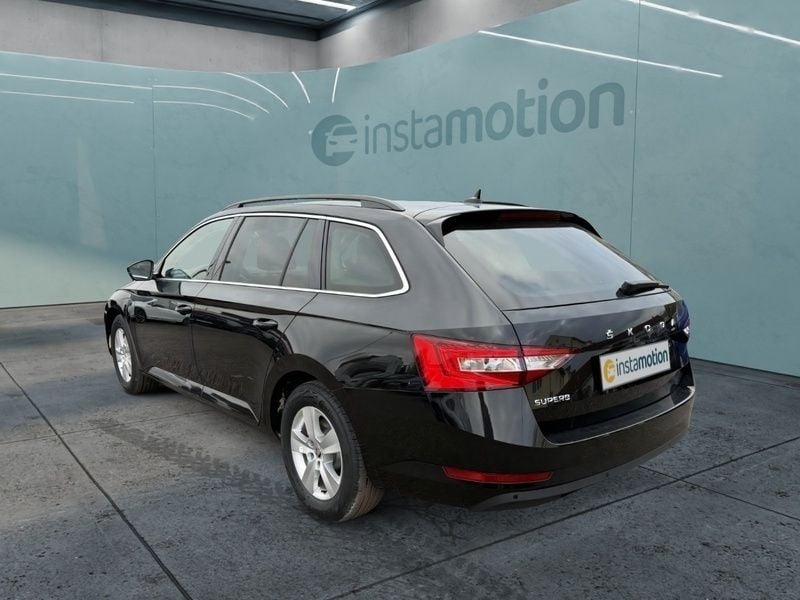 Gebraucht Skoda Superb Ambition 150 PS (110 kW) 2024 Schwarz Kombi