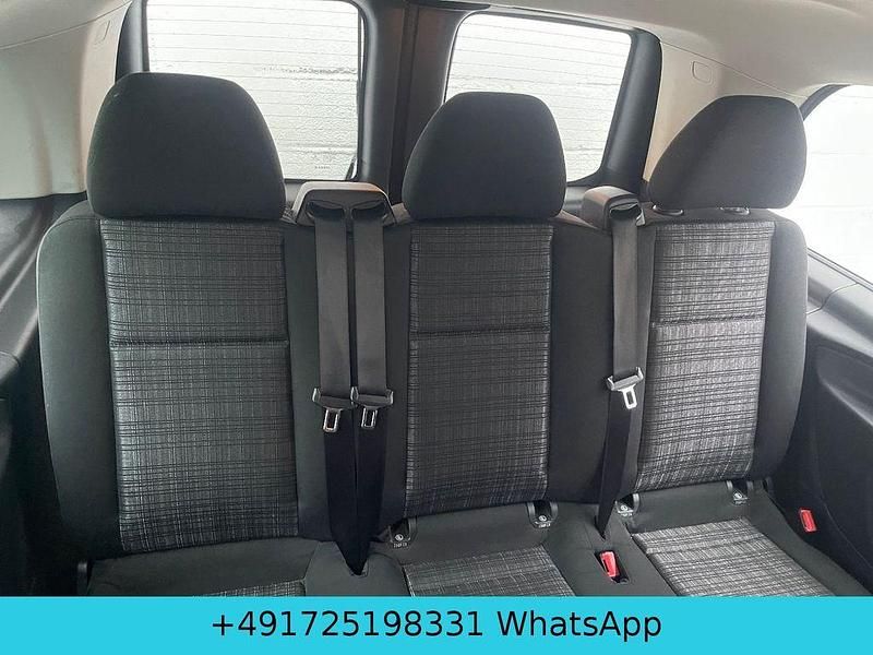 Gebraucht Mercedes Vito 114 PS (83 kW) 2016 Silber Van