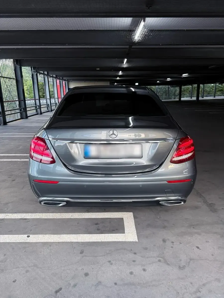 Gebraucht Mercedes E400 340 PS (250 kW) 2018 Grau Limousine