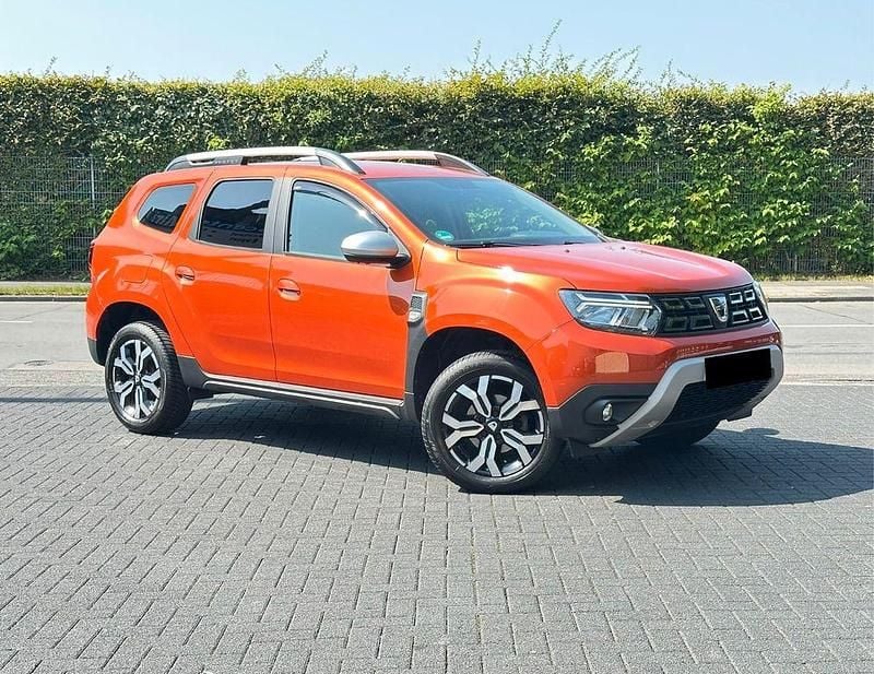 Orange Gebraucht 2021 Dacia Duster Prestige SUV | 15.999 € (Guter Preis) - Bild 1/4