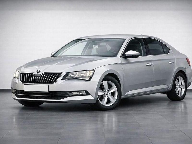 Gebraucht Skoda Superb Ambition 120 PS (88 kW) 2018 Silber Limousine