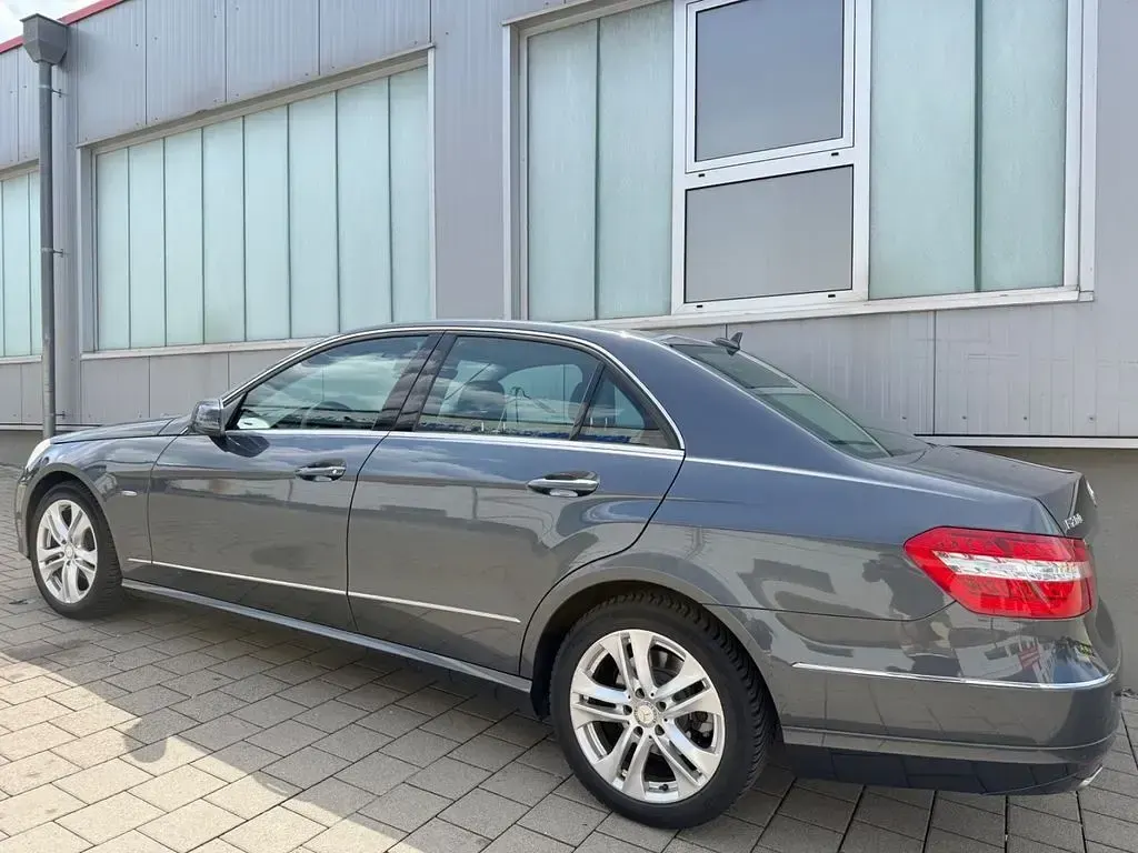 Occasion Mercedes E200 184 ch (135 kW) 2009 Gris Berline