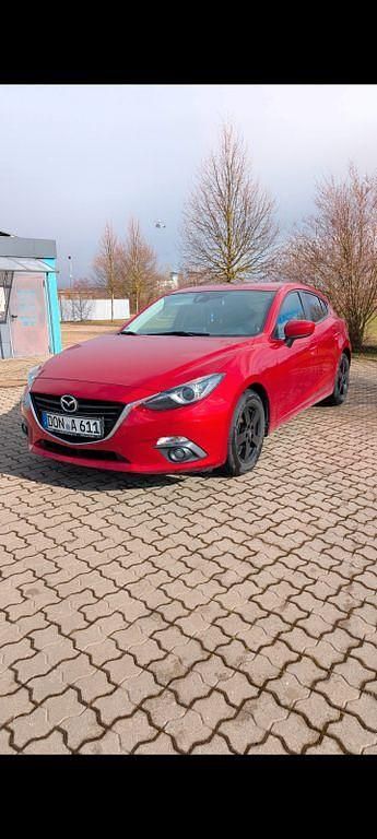 Gebraucht Mazda 3 Nakama 120 PS (88 kW) 2016 Rot Limousine