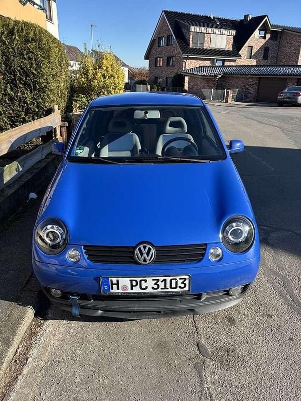 Blau Gebraucht 2000 VW Lupo Kleinwagen | 500 € (Superpreis) - Bild 1/4