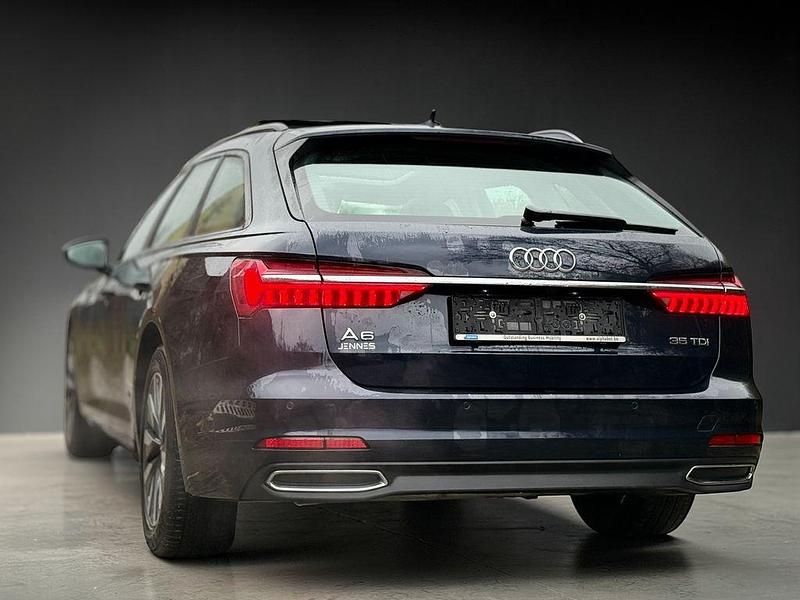 Gebraucht Audi A6 Basis 163 PS (119 kW) 2021 Blau Kombi