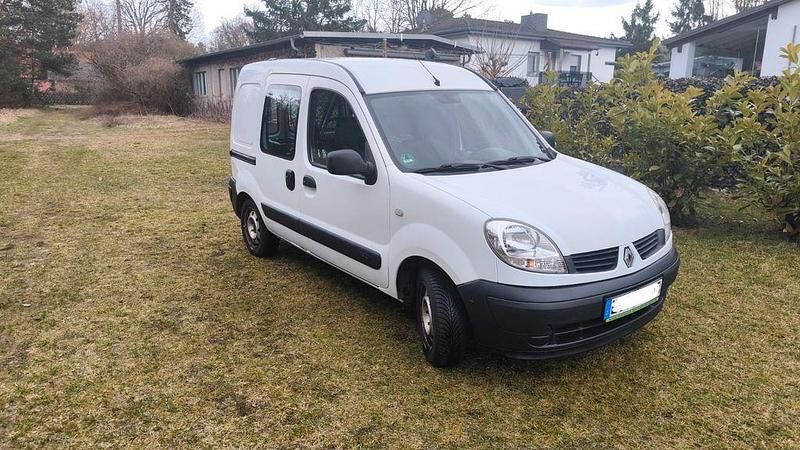 Gebraucht Renault Kangoo Authentique 75 PS (55 kW) 2007 Weiß Van / Kleinbus