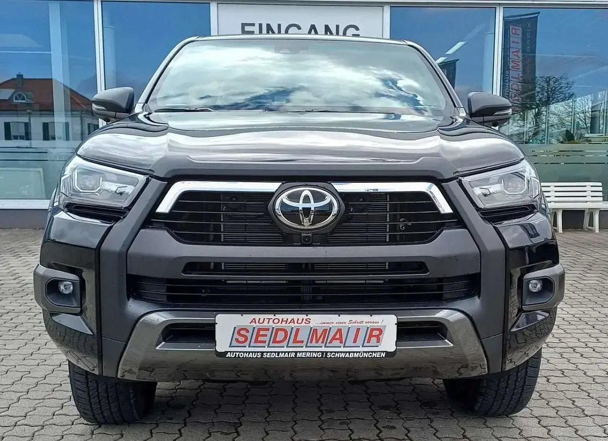 Neu Toyota HiLux 204 PS (150 kW) 2026 Tiefschwarz Pickup