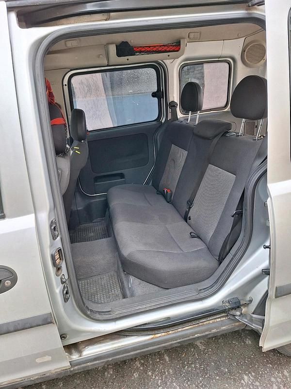 Gebraucht Opel Combo 101 PS (74 kW) 2006 Grau Van / Kleinbus