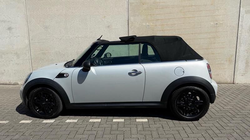Second-hand Mini One Cabriolet 98 CP (72 kW) 2015 Argintiu Cabrio