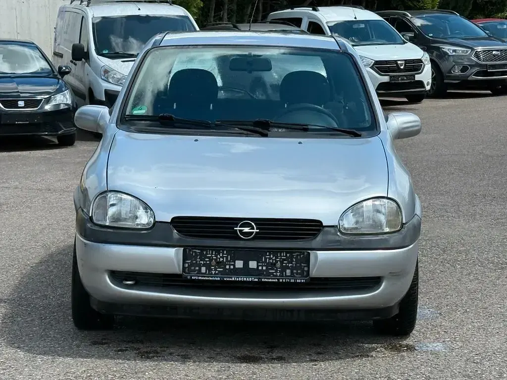 Gebraucht Opel Corsa 54 PS (39 kW) 1998 Silber Kleinwagen