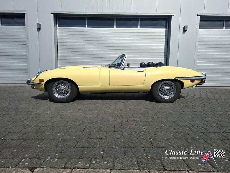 Occasion Jaguar E-Type 171 ch (125 kW) 1969 Jaune Cabriolet