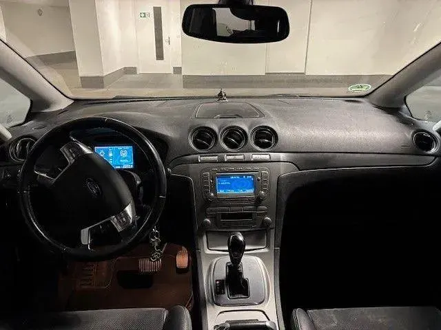 Gebraucht Ford S-MAX Titanium 160 PS (117 kW) 2008 Grau Van / Kleinbus