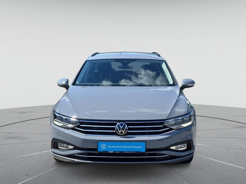 Grau Gebraucht 2022 VW Passat Business Kombi | 21.680 € (Guter Preis) - Bild 1/4