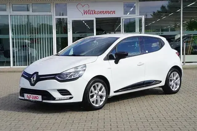 Gebraucht Renault Clio LIMITED 73 PS (53 kW) 2018 Weiß Kleinwagen