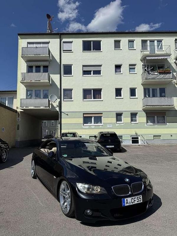 Gebraucht BMW 335 Cabriolet 306 PS (225 kW) 2007 Schwarz Cabrio