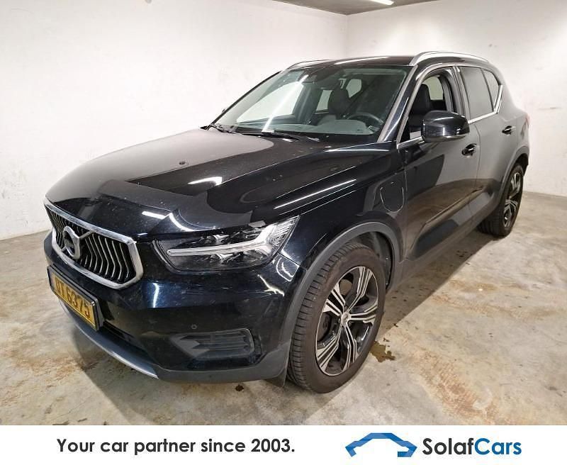 Schwarz Gebraucht 2021 Volvo XC40 SUV | 22.869 € (Guter Preis) - Bild 1/4