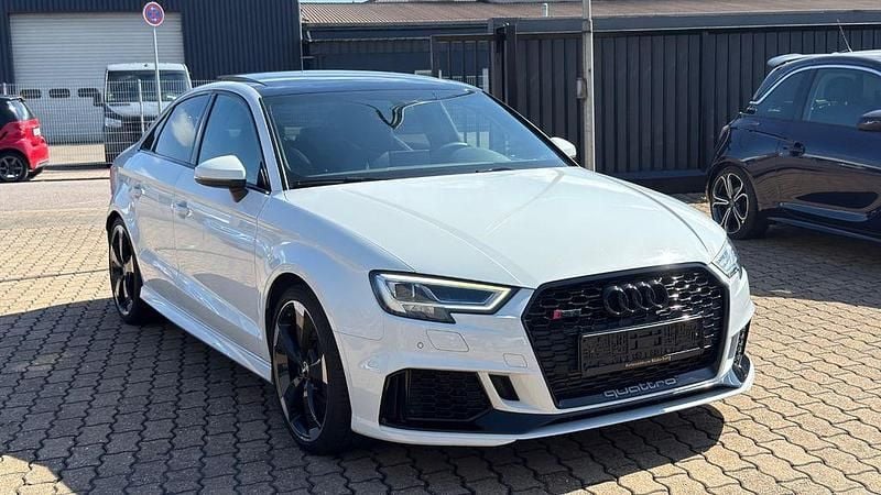Weiß Gebraucht 2020 Audi RS3 Sport Kleinwagen | 38.999 € (Guter Preis) - Bild 1/4