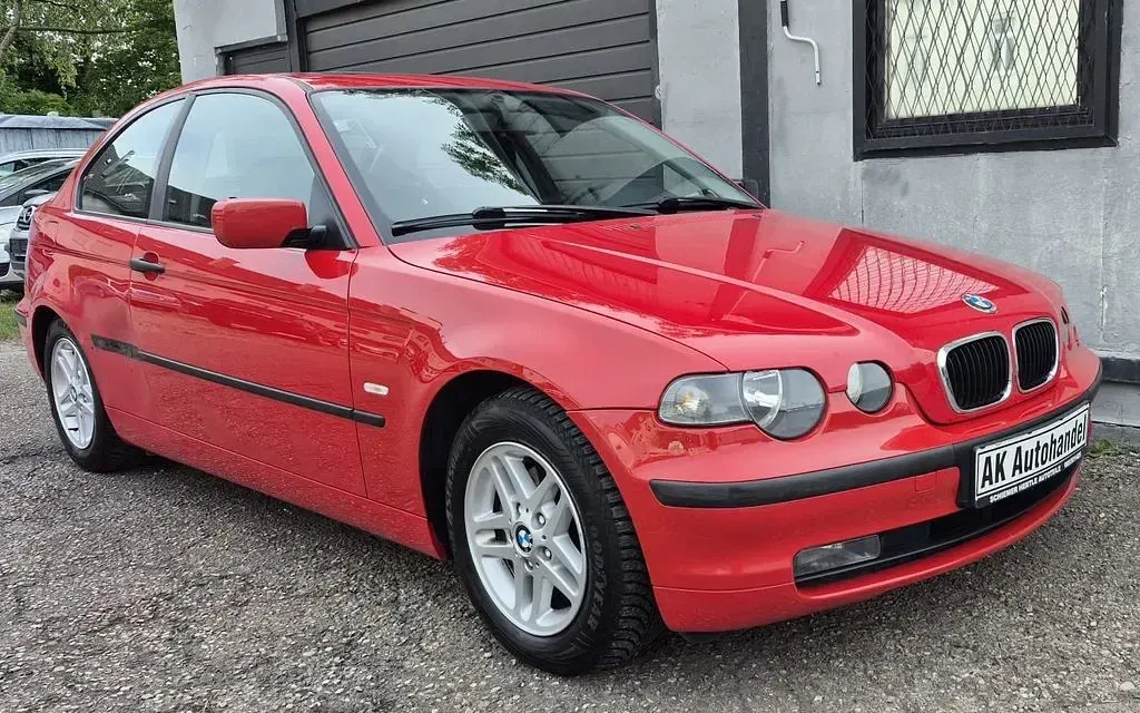 Gebraucht BMW 318 143 PS (105 kW) 2002 Rot Limousine