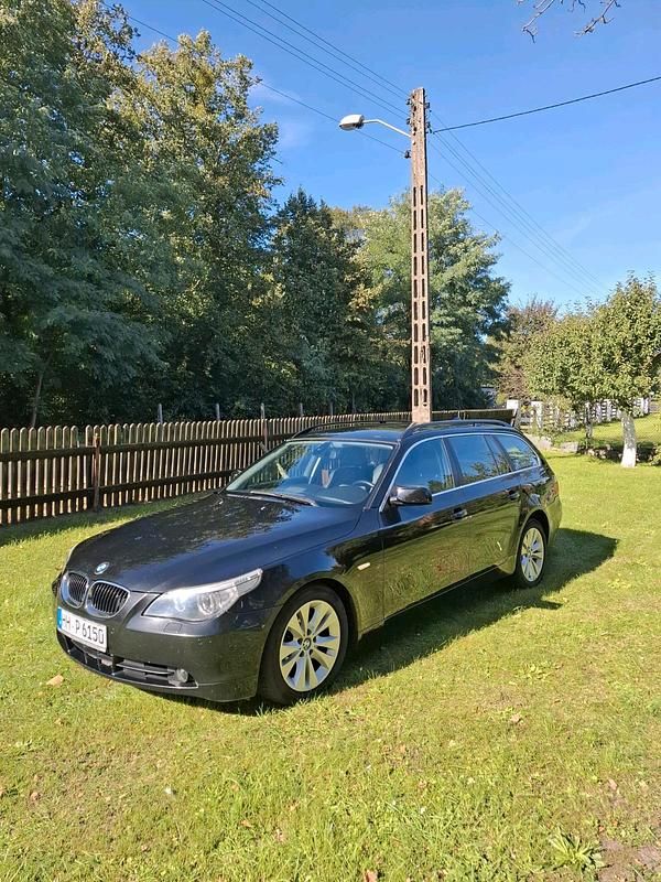 Schwarz Gebraucht 2006 BMW 525 Kombi | 3.600 € (Etwas zu teuer) - Bild 1/4