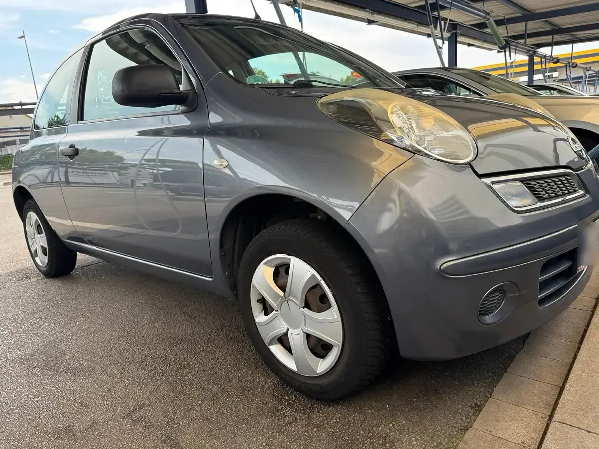 Gebraucht Nissan Micra Pure 65 PS (47 kW) 2010 Grau Kleinwagen