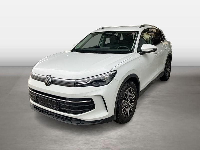 Weiß Gebraucht 2024 VW Tiguan Life SUV | 33.530 € (Guter Preis) - Bild 1/4