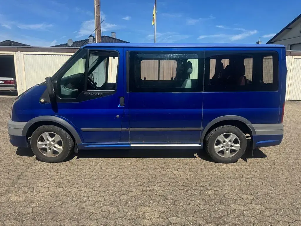 Gebraucht Ford Transit Trend 140 PS (102 kW) 2009 Blau Pickup