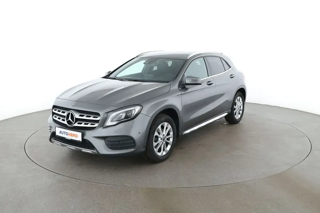 Gebraucht Mercedes GLA200 AMG line 156 PS (114 kW) 2018 SUV