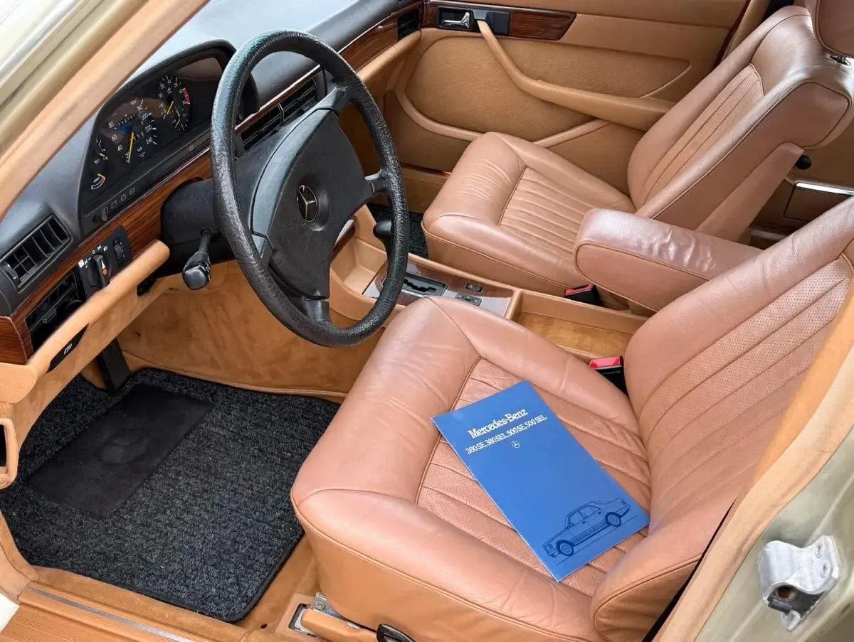 Gebraucht Mercedes 380 SE 204 PS (150 kW) 1982 Grün Limousine