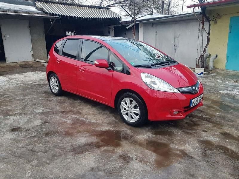 Gebraucht Honda Jazz Comfort 98 PS (72 kW) 2011 Rot Kleinwagen