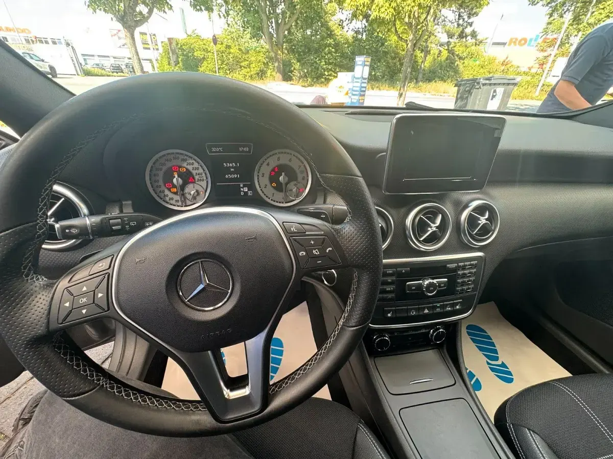 Gebraucht Mercedes A200 156 PS (114 kW) 2013 Grau Kleinwagen