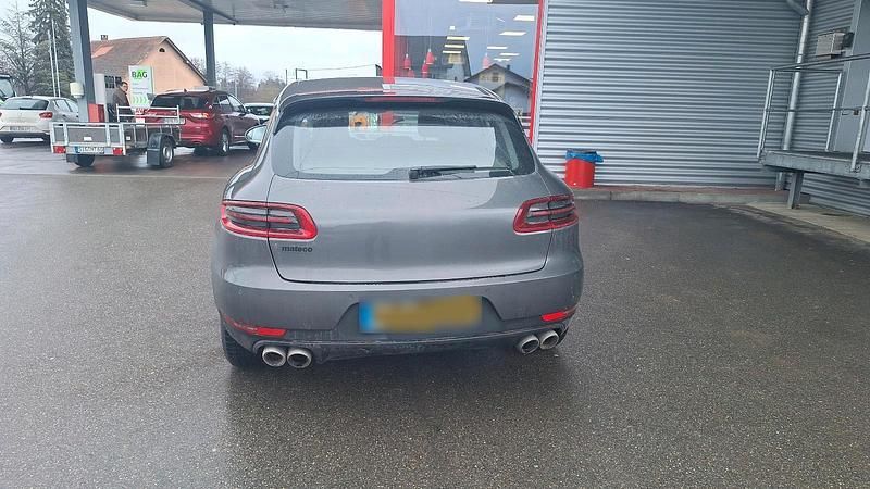 Gebraucht Porsche Macan 258 PS (189 kW) 2015 Grau SUV
