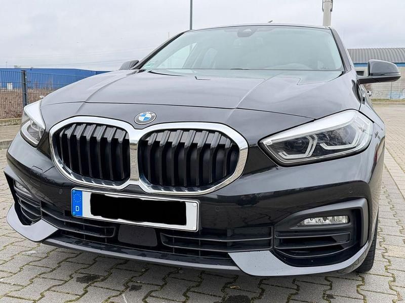 Gebraucht BMW 120 Advantage 178 PS (130 kW) 2021 Schwarz Kleinwagen