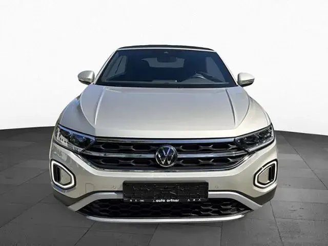Gebraucht VW T-Roc Cabriolet IQ Drive 150 PS (110 kW) 2025 Silber Cabrio