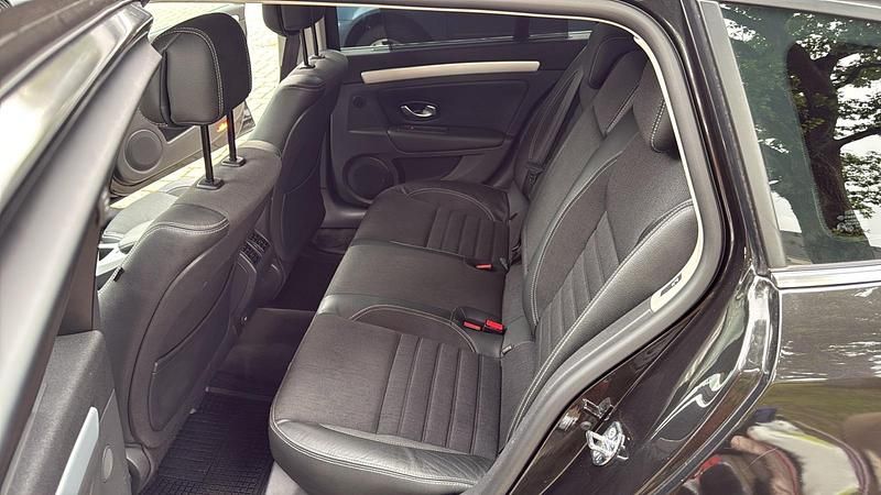 Gebraucht Renault Laguna III 150 PS (110 kW) 2008 Schwarz Kombi