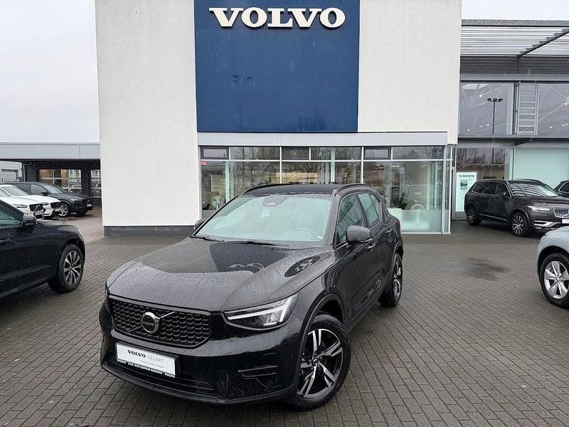 Gebraucht Volvo XC40 Plus 163 PS (119 kW) 2023 Schwarz SUV