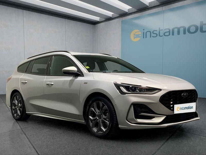 Gebraucht Ford Focus ST-Line X 155 PS (114 kW) 2024 Silber Kombi
