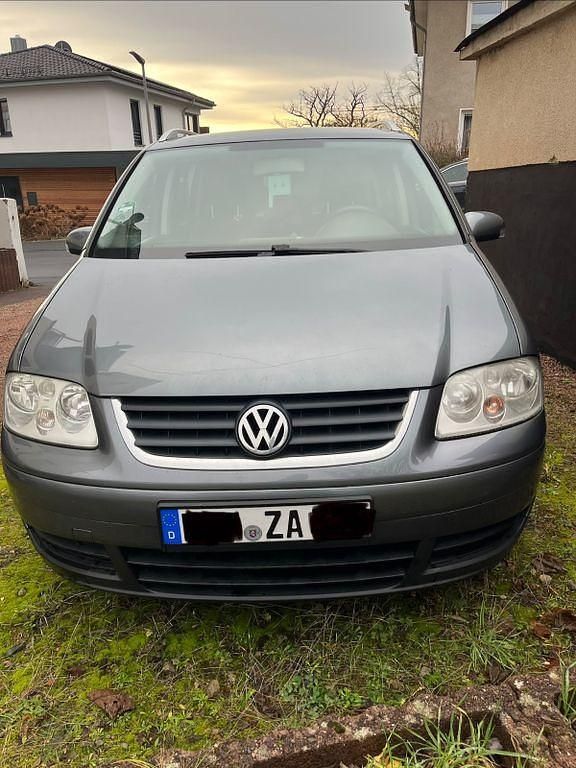 Grau Gebraucht 2003 VW Touran Basis Van / Kleinbus | 2.300 € (Fairer Preis) - Bild 1/4