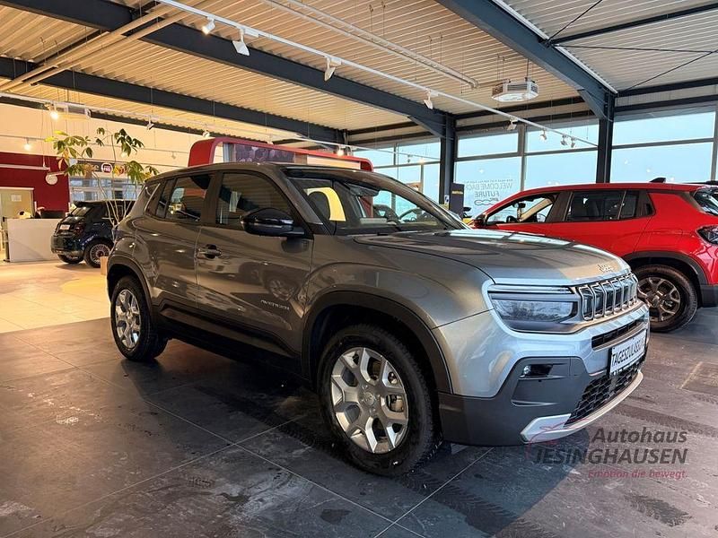 Neu Jeep Avenger EV Altitude 114 kW (156 PS) 2026 Xnb, vr519/a) (grau SUV