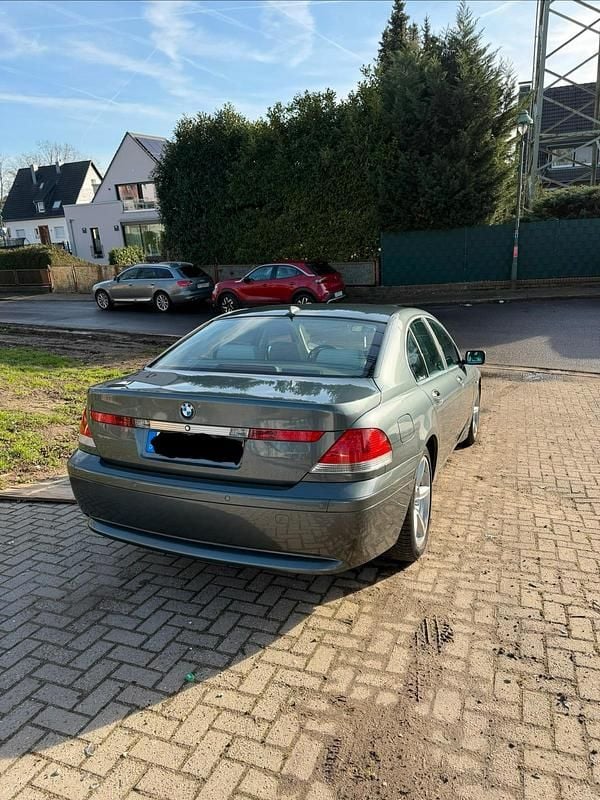 Gebraucht BMW 735 272 PS (200 kW) 2002 Limousine