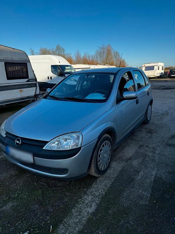 Gebraucht Opel Corsa 58 PS (42 kW) 2002 Silber Kleinwagen