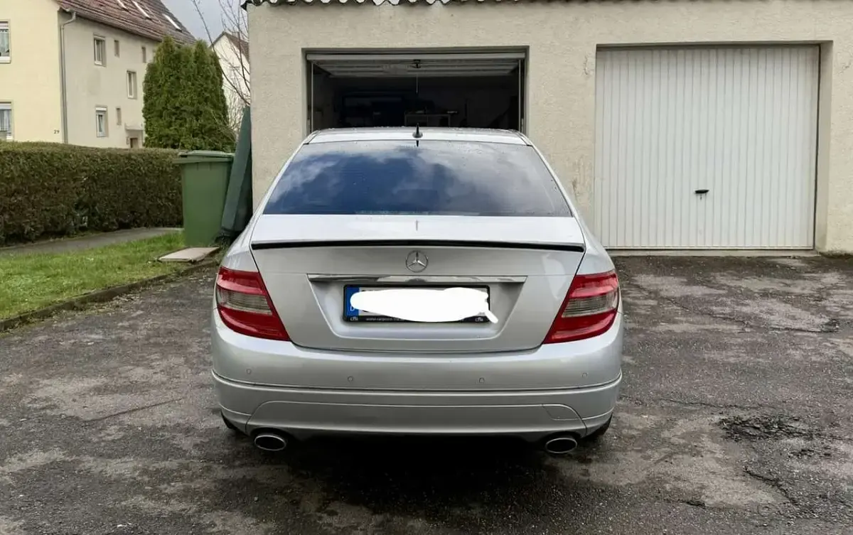Gebraucht Mercedes C300 Avantgarde 231 PS (169 kW) 2009 Silber Limousine