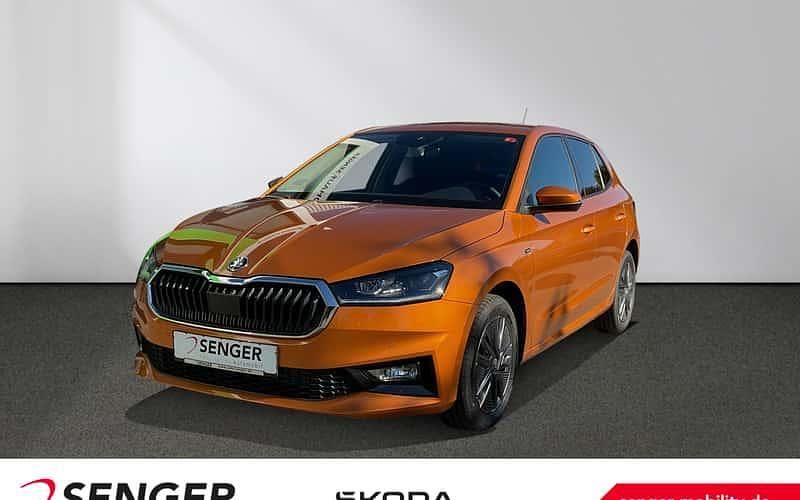 Orange Neu 2025 Skoda Fabia Tour Kleinwagen | 23.290 € (Teuer) - Bild 1/4