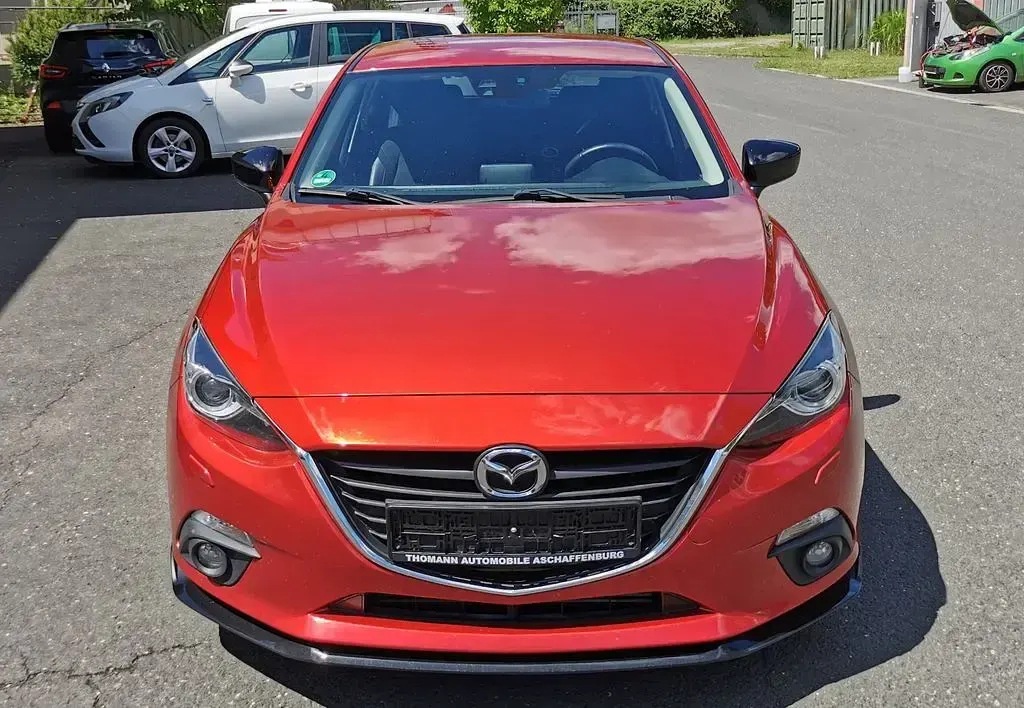 Gebraucht Mazda 3 Nakama 150 PS (110 kW) 2016 Rot Limousine