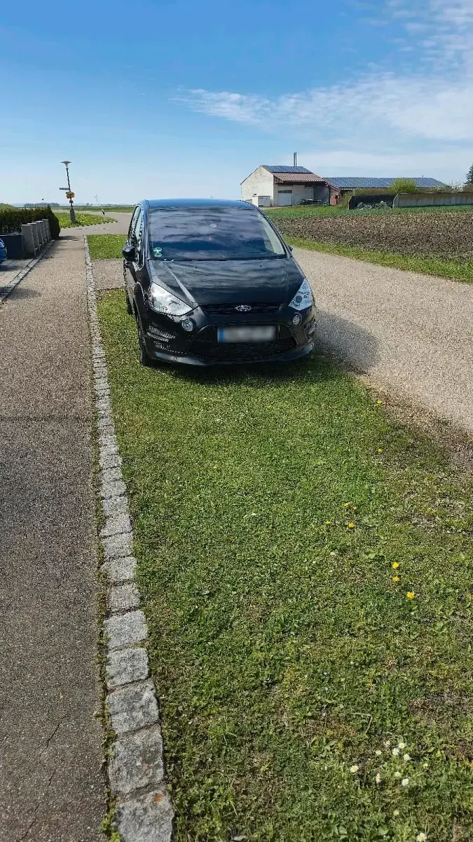 Gebraucht Ford S-MAX Sport 200 PS (147 kW) 2013 Schwarz Van / Kleinbus