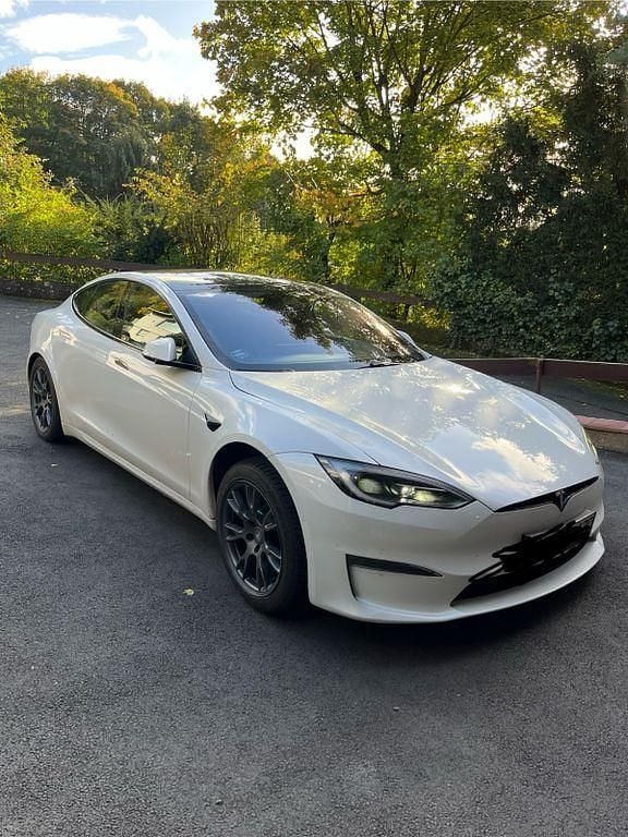 Weiß Gebraucht 2022 Tesla Model S Kleinwagen | 59.000 € (Superpreis) - Bild 1/4