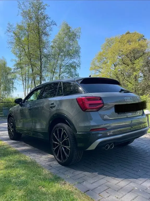 Używany Audi Q2 Comfort 150 KM (110 kW) 2017 Szary SUV