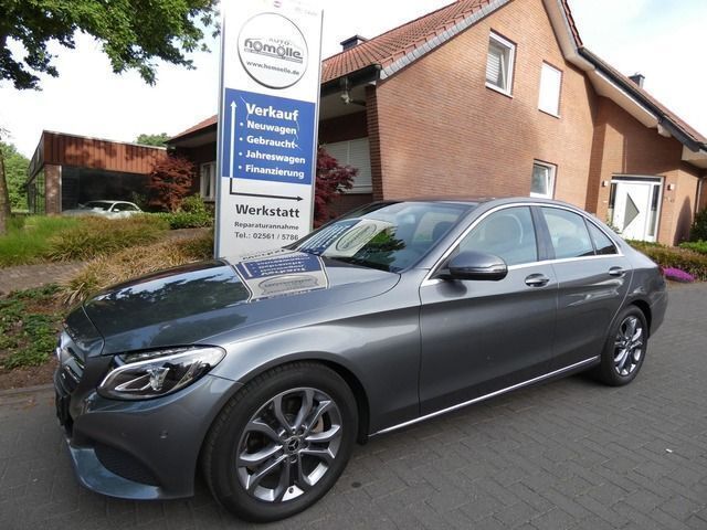 Selenitgrau Gebraucht 2017 Mercedes C180 Avantgarde Limousine | 21.450 € (Fairer Preis) - Bild 1/4